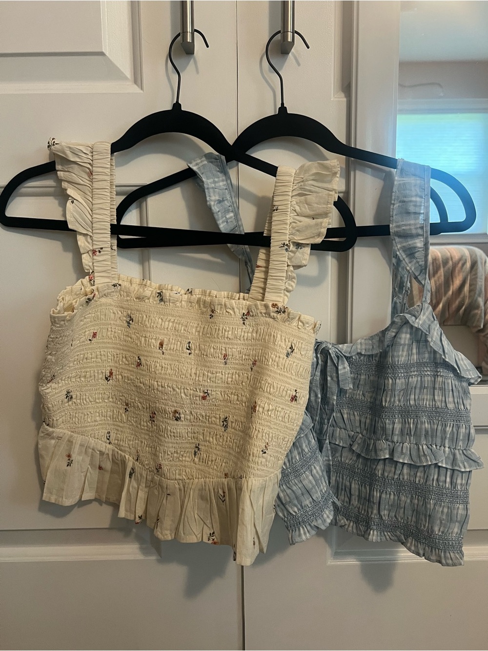 Two American Eagle Summery Smocked Ruffle Crop Tops Cream Floral & Light Blue S